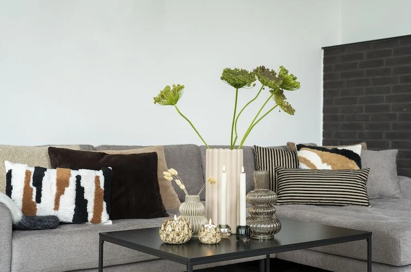 House Nordic Serpa Koristetyyny 60x30 Cm Musta/beige - Image 3