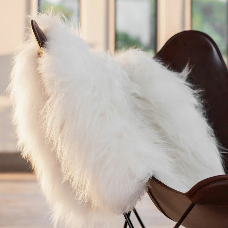 Cuero Design Iceland Wild Lampaantalja Musta - Image 2