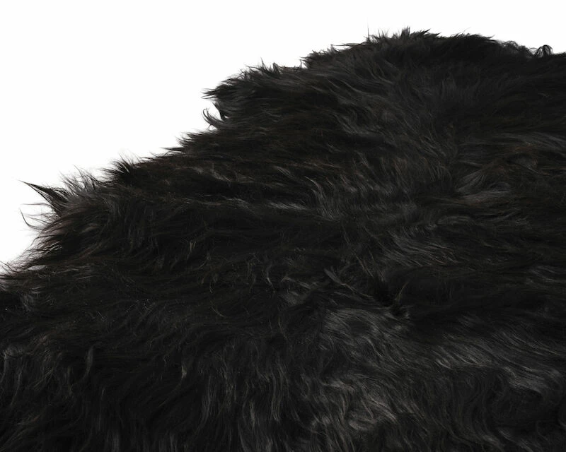 Cuero Design Iceland Wild Lampaantalja Musta - Image 5