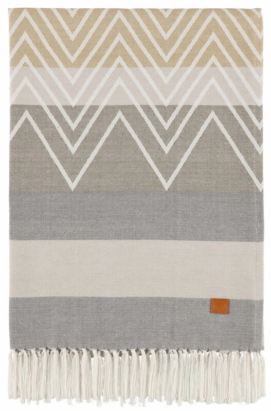 Fanni K Juuri Torkkupeitto Sammal 130x170cm - Image 5