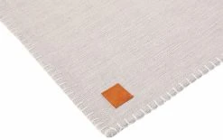 Fanni K Tikki Pöytätabletti Harmaa 35x45 Cm