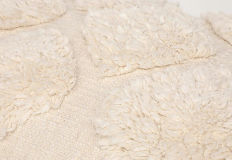 Fanni K Tuff Koristetyyny 40x60 Cm Luonnonvalkoinen - Image 2