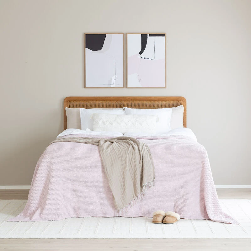 Veke Vohveli Päiväpeitto 150x260 Cm Vaalea Rosa - Image 6