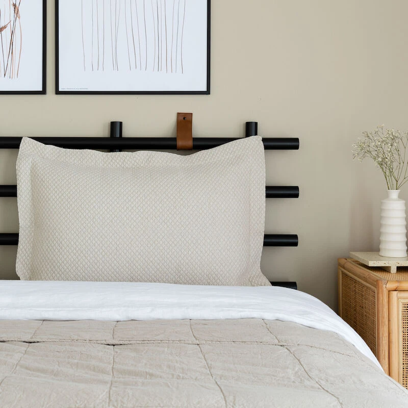 Veke Paljakka Päiväpeitto 180x260 Cm Maitokahvi