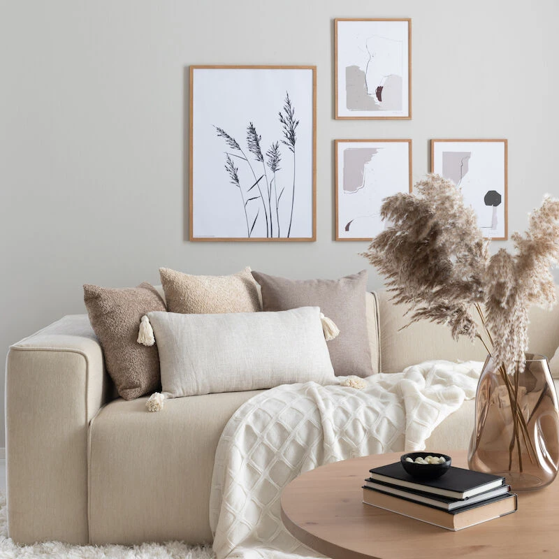 Veke Line Koristetyyny Tupsuilla 30x60 Cm Vaalea Hiekka