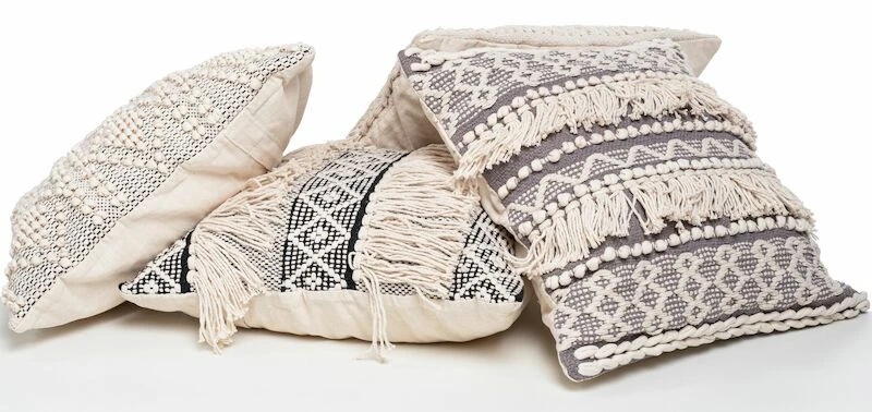 Mattokymppi Riimu Koristetyyny 50x50 Cm Lyhyet Hapsut Harmaa - Image 3