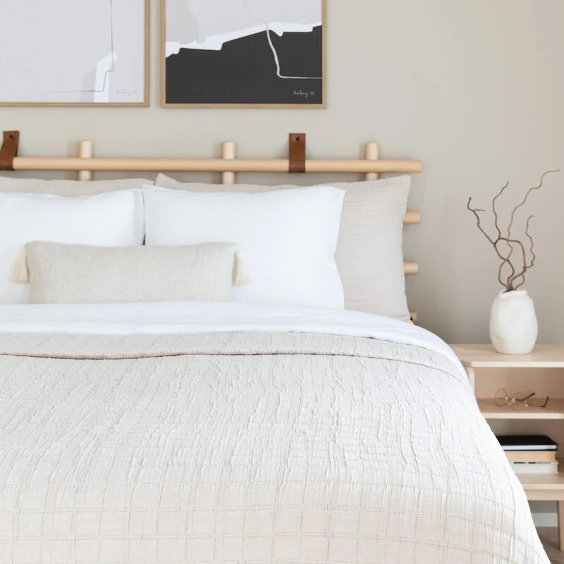 Veke Line Koristetyyny Tupsuilla 30x60 Cm Vaalea Hiekka - Image 4