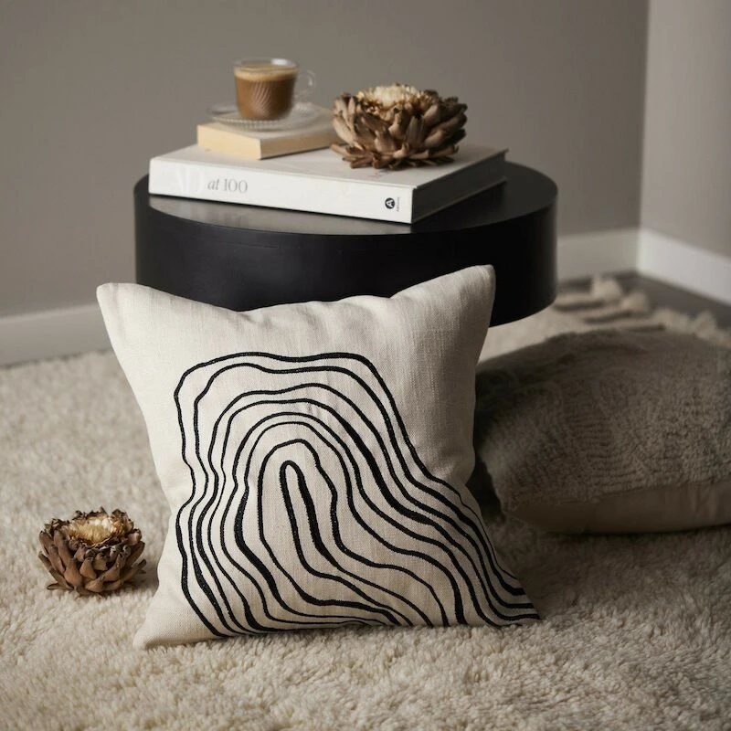 Svanefors Curve Tyynynpäällinen 45x45 Cm Mustavalkoinen - Image 4