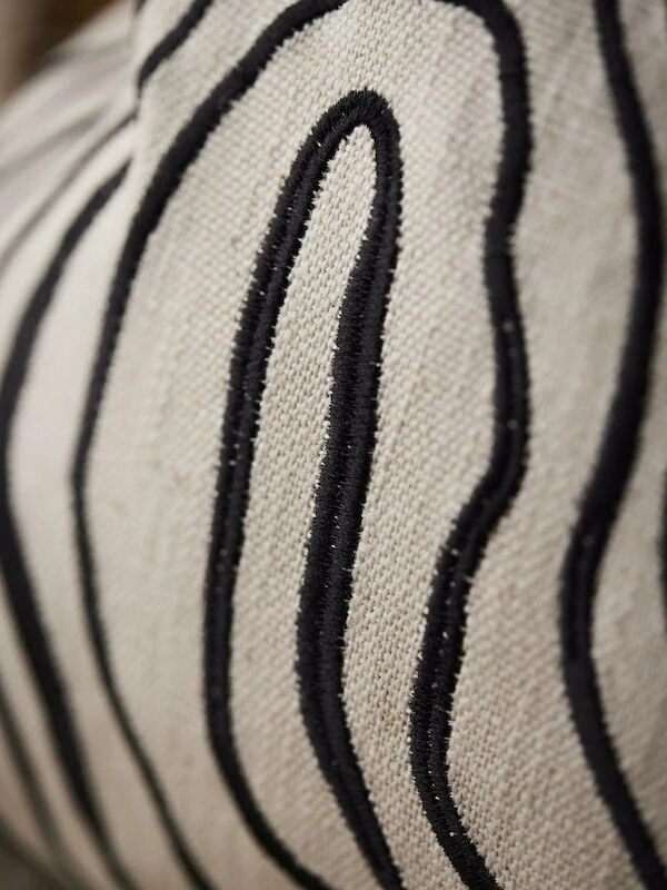 Svanefors Curve Tyynynpäällinen 45x45 Cm Mustavalkoinen - Image 3