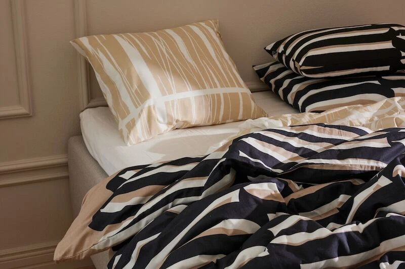 Vallila Heinikko Pussilakanasetti 150x210 Cm + 50x60 Cm Beige